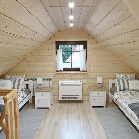 Kalinowy Dom Piecki (Warmian-Masurian)